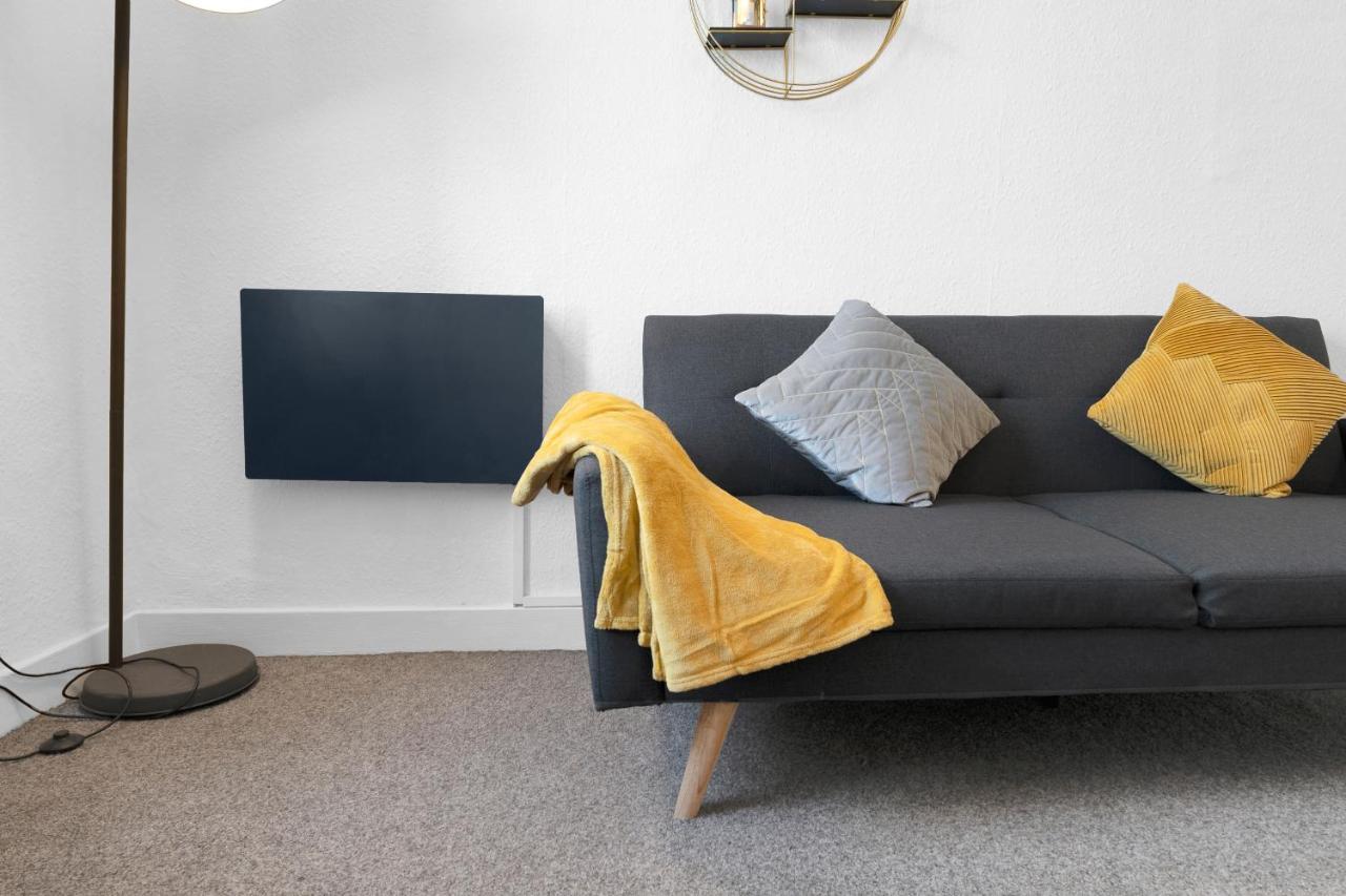 Modern & Spacious 1 Bedroom Apartment - Close To City Centre - Sleeps Up To 3 Guests Edinburgh Exterior photo