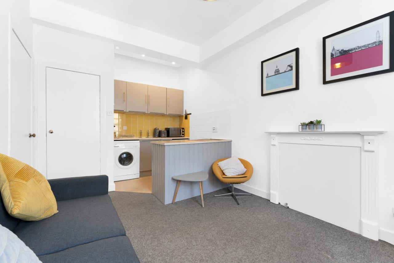Modern & Spacious 1 Bedroom Apartment - Close To City Centre - Sleeps Up To 3 Guests Edinburgh Exterior photo